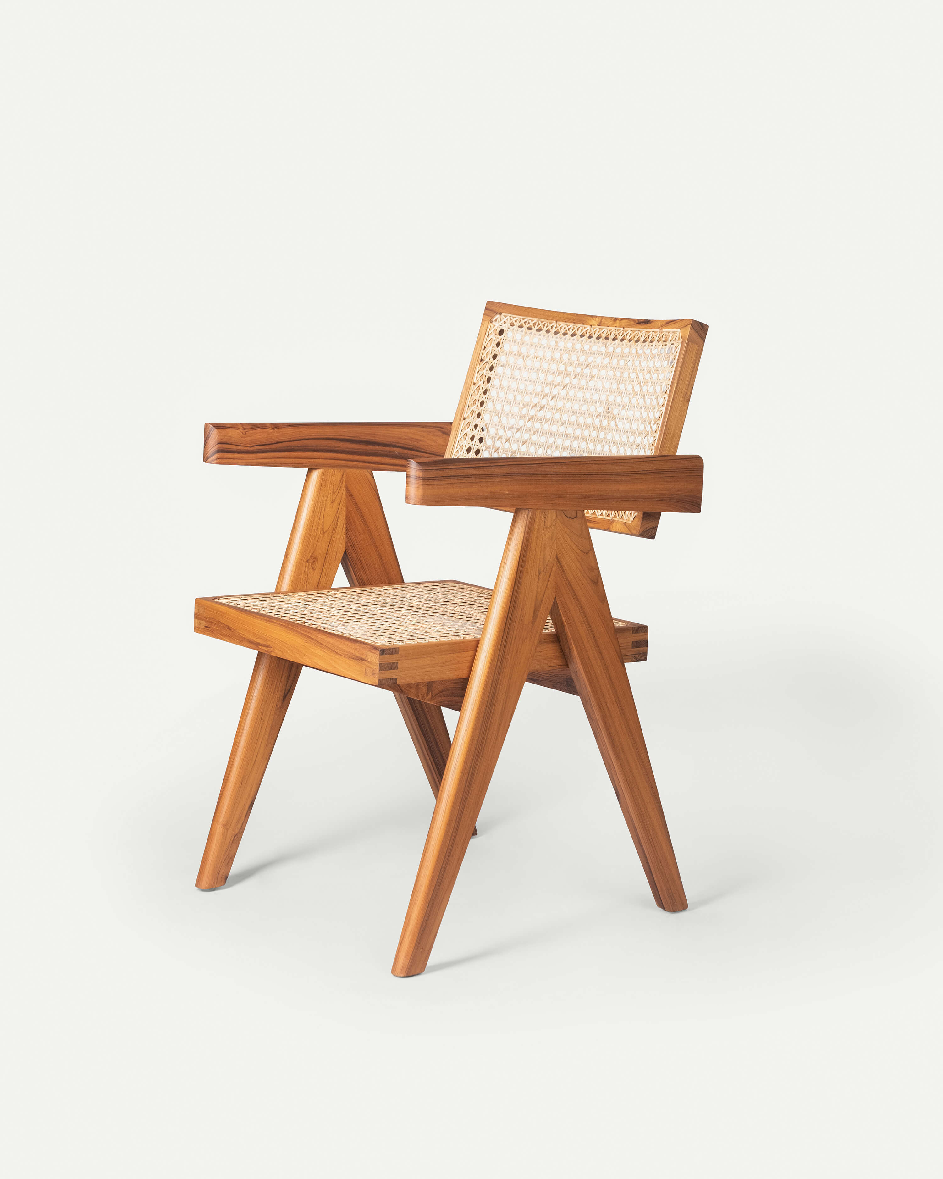 Arm chair
