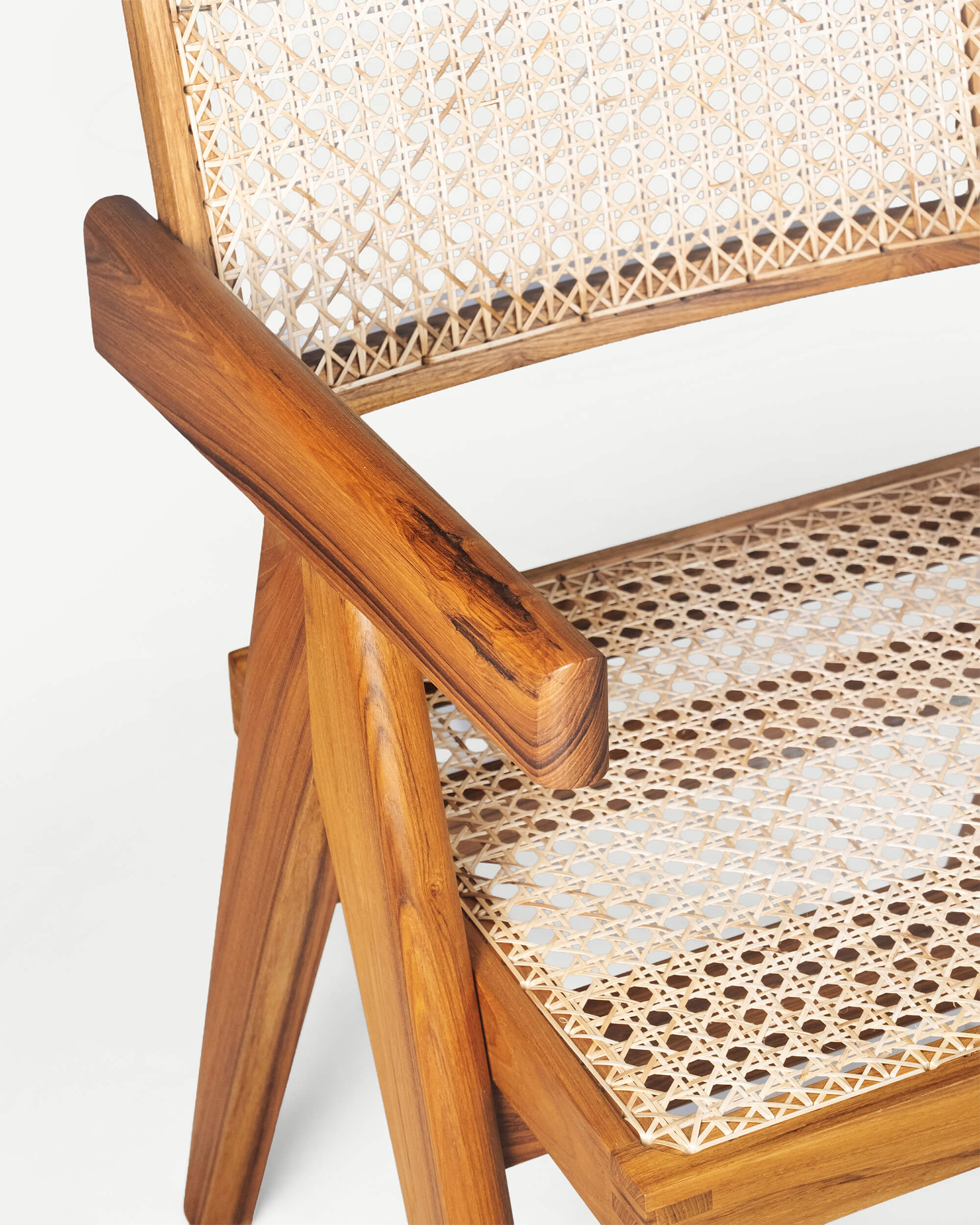Arm chair