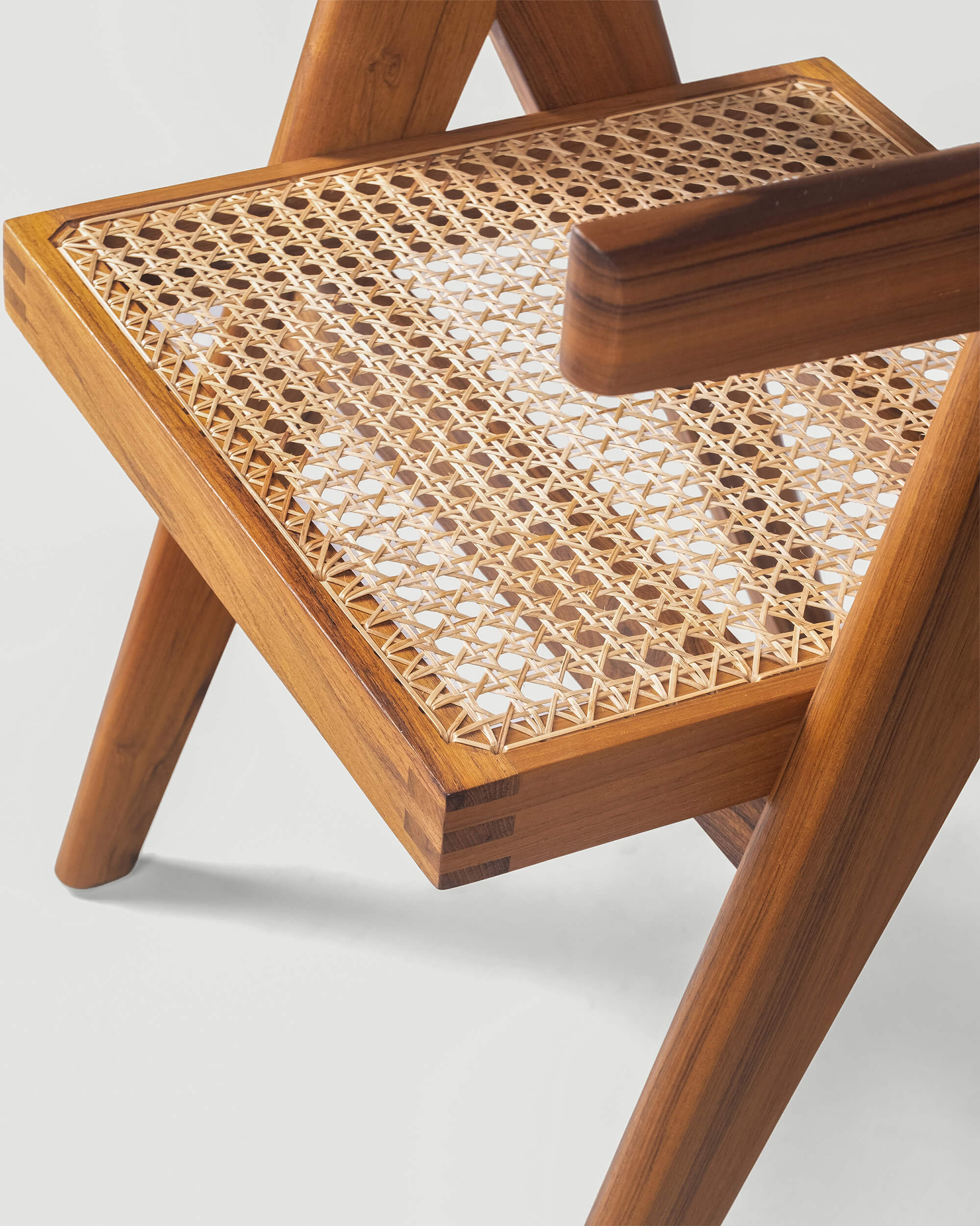 Arm chair